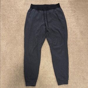 Lululemon Athletica Black Sweatpants with Elastic Waistband